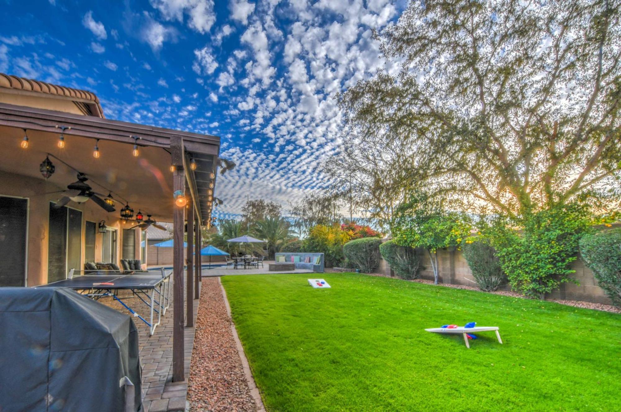 Route 66 Oasis In Downtown Gilbert With Heated Pool & Mini Golf Villa Buitenkant foto