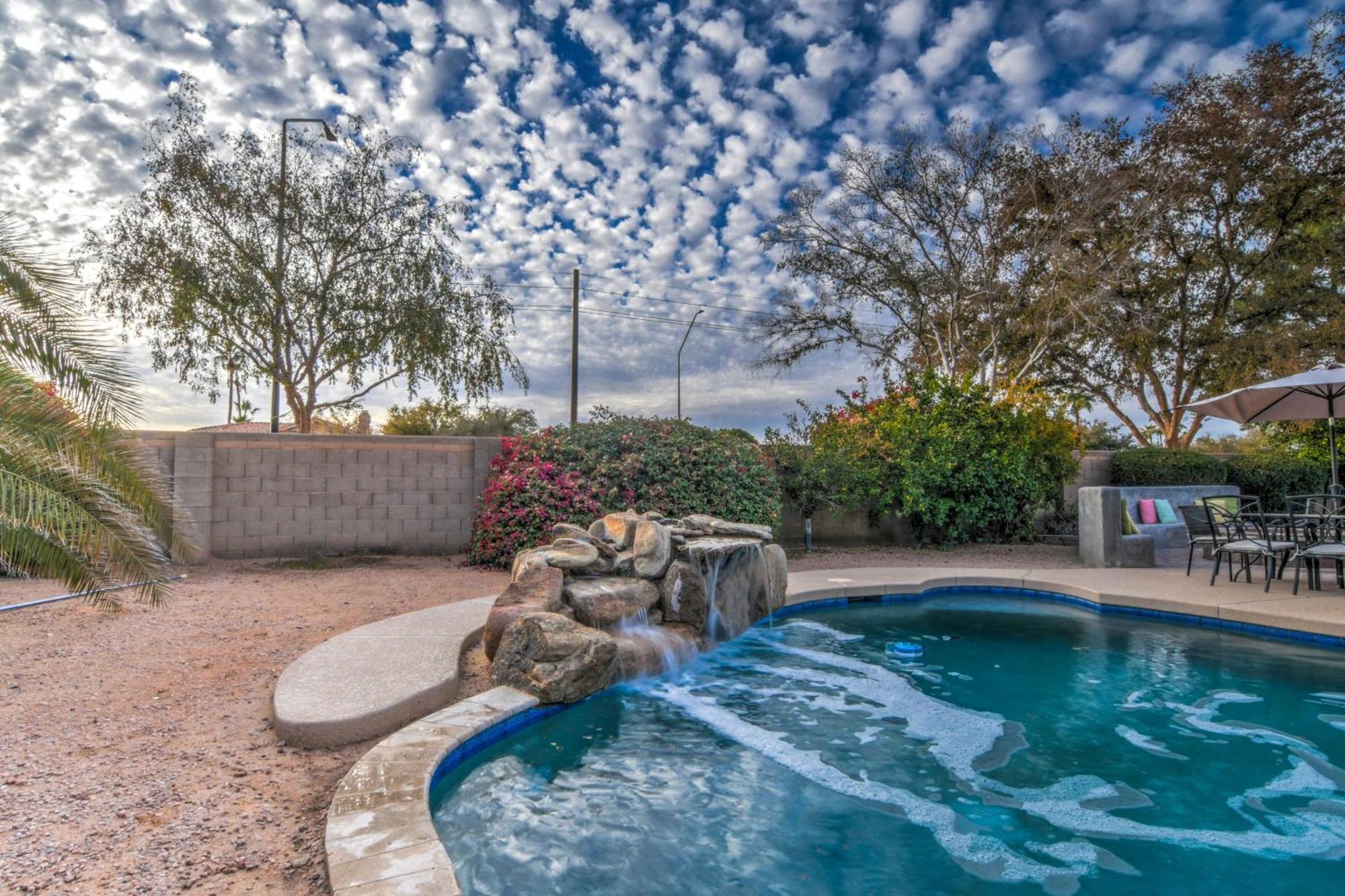 Route 66 Oasis In Downtown Gilbert With Heated Pool & Mini Golf Villa Buitenkant foto