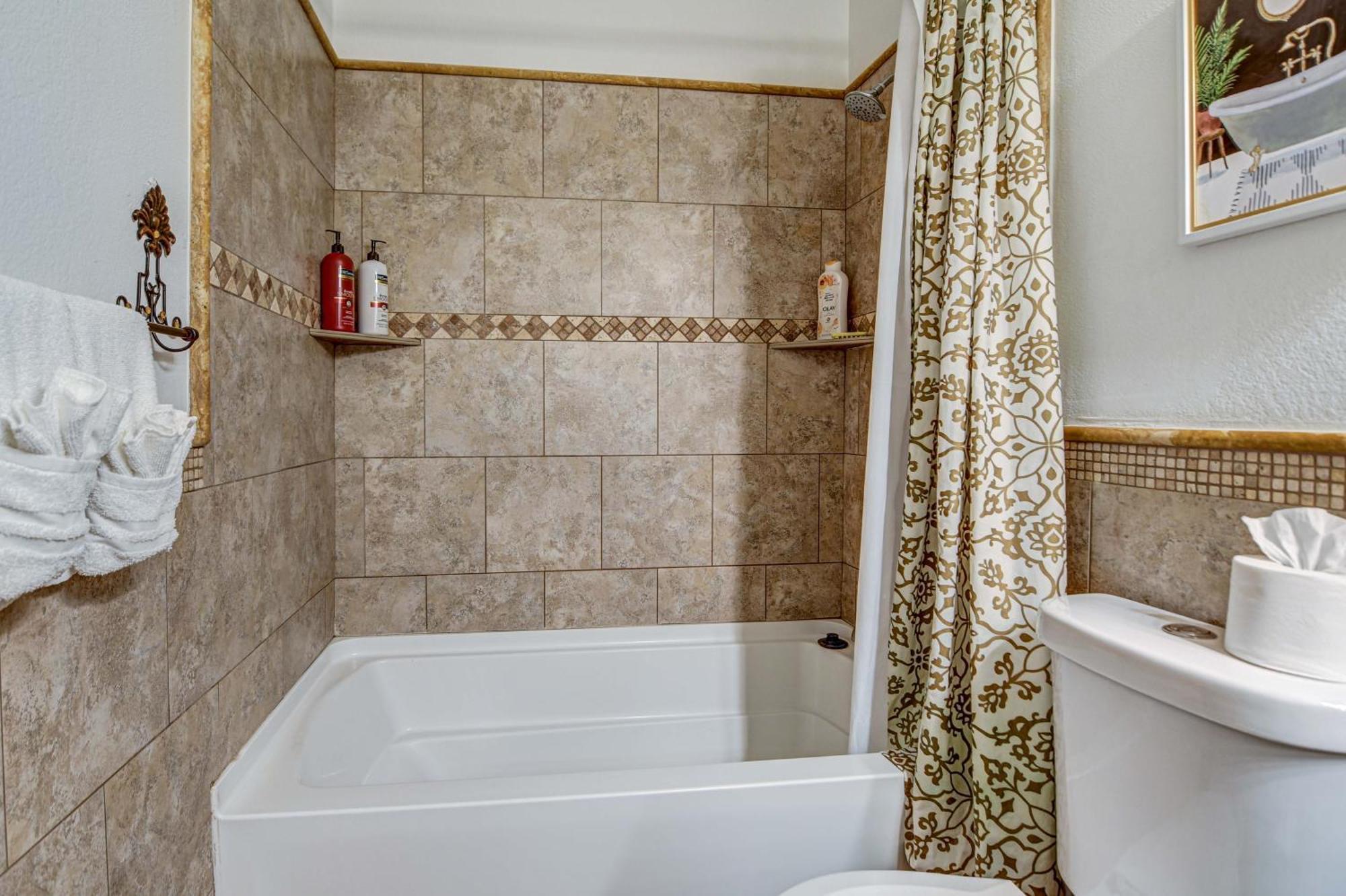 Route 66 Oasis In Downtown Gilbert With Heated Pool & Mini Golf Villa Buitenkant foto