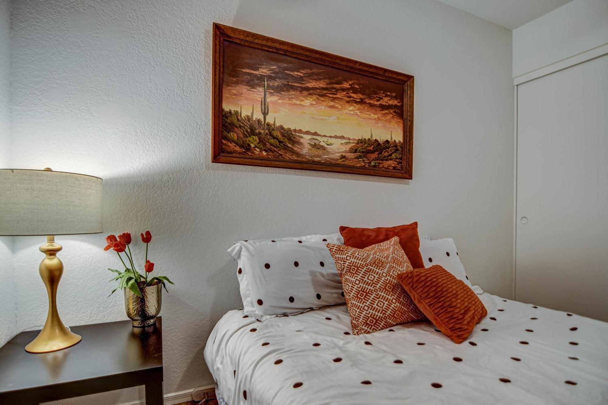 Route 66 Oasis In Downtown Gilbert With Heated Pool & Mini Golf Villa Buitenkant foto