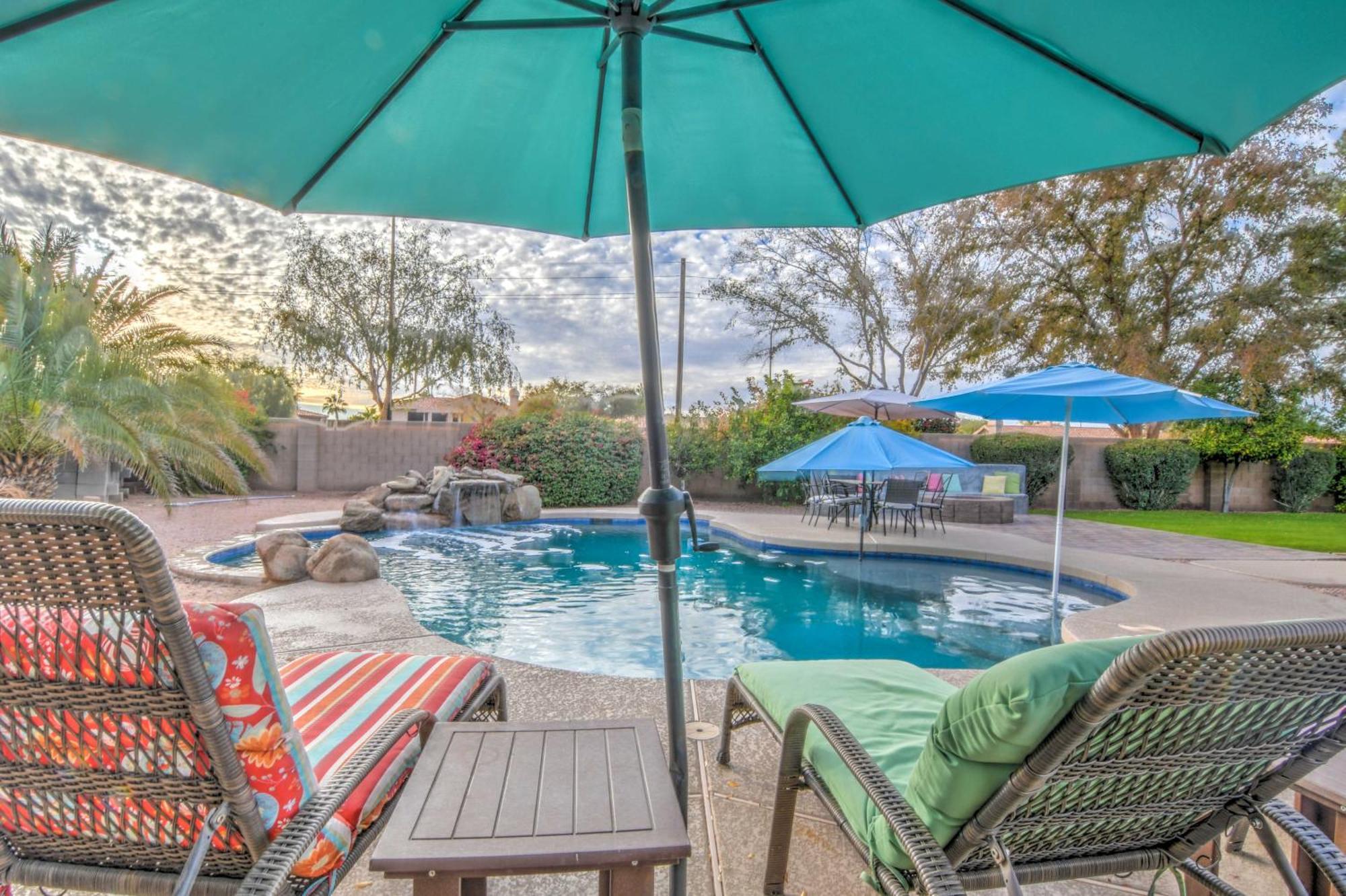 Route 66 Oasis In Downtown Gilbert With Heated Pool & Mini Golf Villa Buitenkant foto